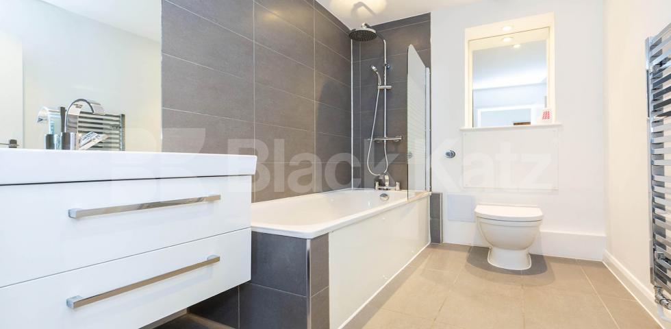 			LIVE WORK 2 BEDROOM WAREHOUSE CONVERSION, 2 Bedroom, 1 bath, 1 reception Flat			 ABILITY PLAZA-KINGSLAND ROAD, DALSTON/HAGGERSTON